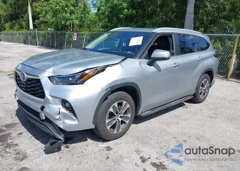 2024 Toyota Highlander Xle из США, поврежденный, VIN 5TDKDRAH9RS537868